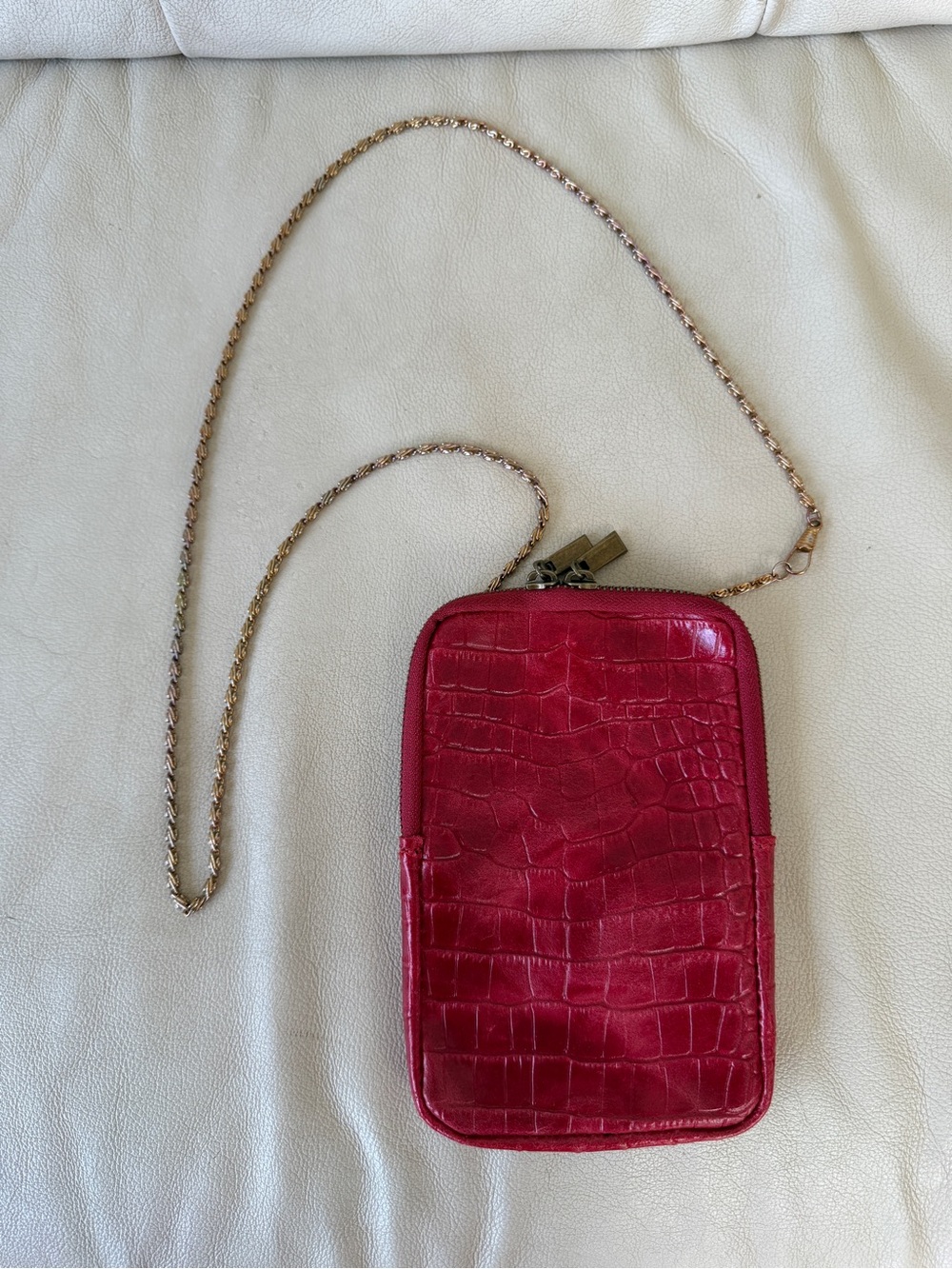 Red Croc-Embossed Crossbody Phone Bag - Women